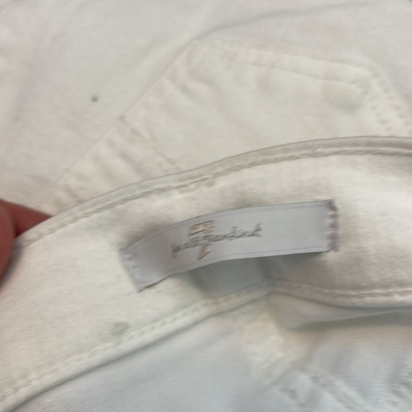 7 FOR ALL MANKIND Roxanne Mid-Rise Frayed Cigarette Jeans in White - Picture 6 of 7